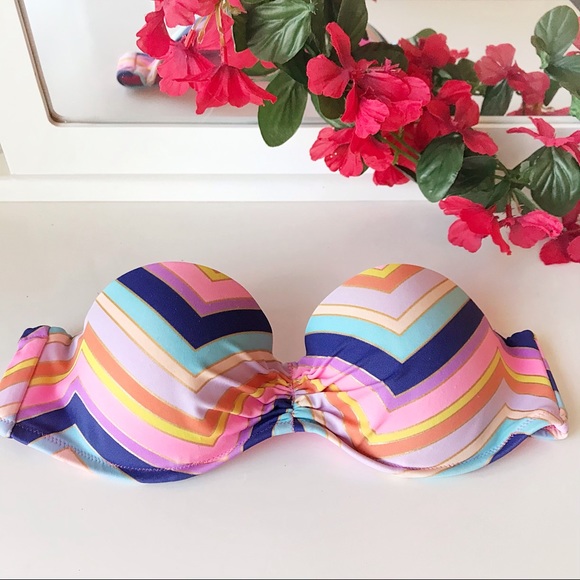 Victoria's Secret Other - Victoria’s Secret Strapless Bandeau Bikini Top